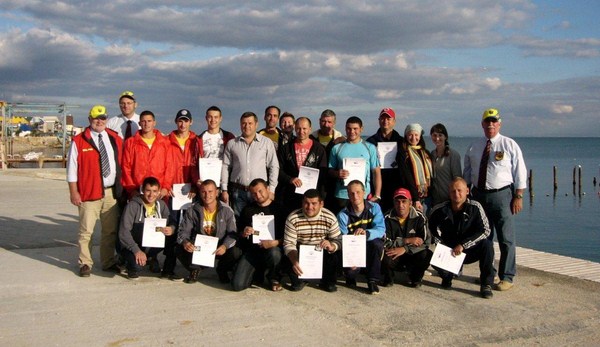 Работники аварийно-спасательной службы получили сертификаты Международных инструкторов по спасению на воде (ФОТО)