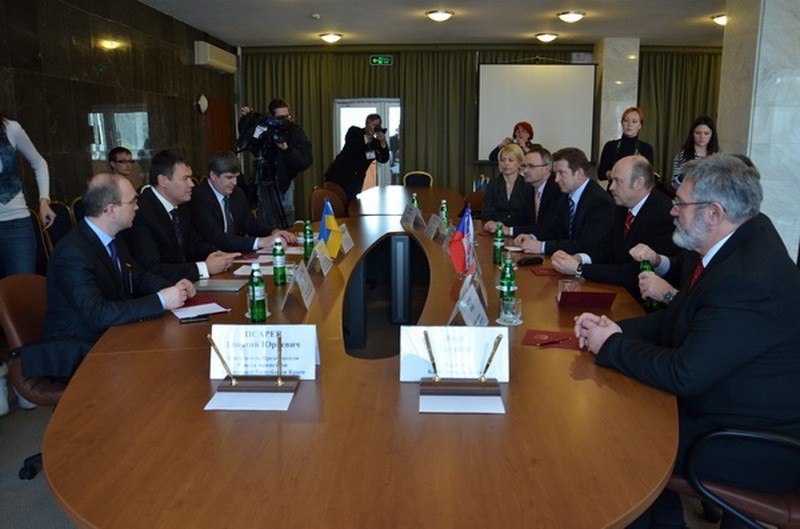 Правительство Крыма договорилось о сотрудничестве с Карловарским краем Чехии