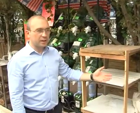 В Николаевке изъяли безакцизные винно-водочные изделия с двух торговых точек (видео)