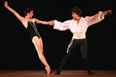 Звезды балета и современной хореографии выступят в Евпатории