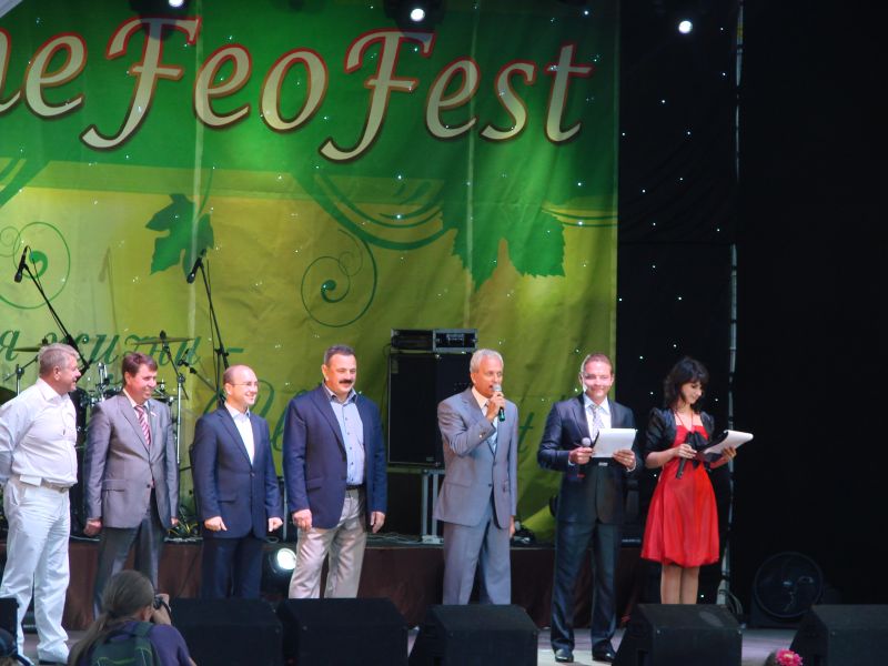 Фестиваль «WineFeoFest» посетило более 40 тыс. человек