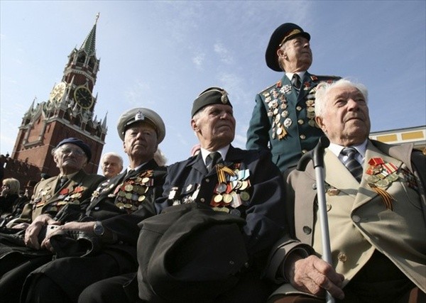 В Крыму оздоравливаются ветераны ВОВ из России (видео)