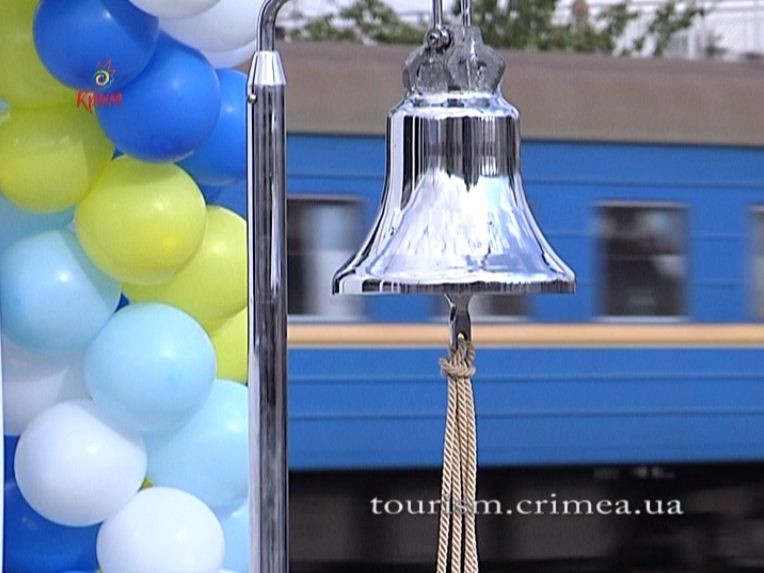 Презентация первого в Крыму рельсового автобуса (видео)