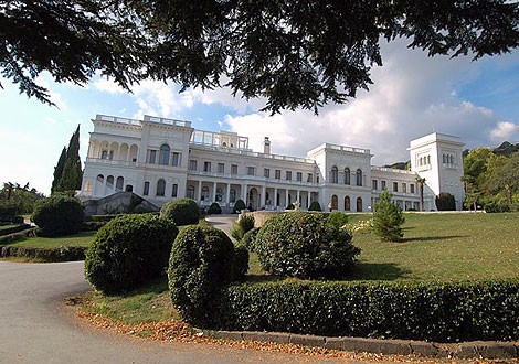 Ливадийский дворец получил около 13 млн. грн.