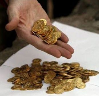 Из Крыма пытались вывести средневековые монеты