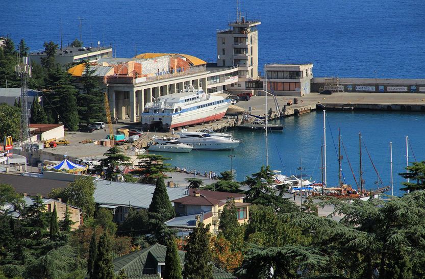 Порти Криму почали підготовку до прийому туристів
