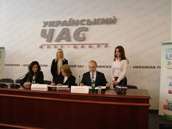 Александр Лиев подписал План совместных действий с Госагентством по туризму (фото)