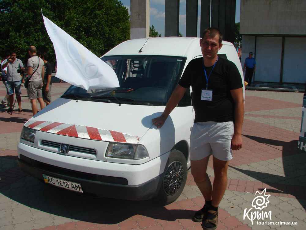 В Крыму стартовал автопробег «Электромобилизация-2013. Крым» (фото)