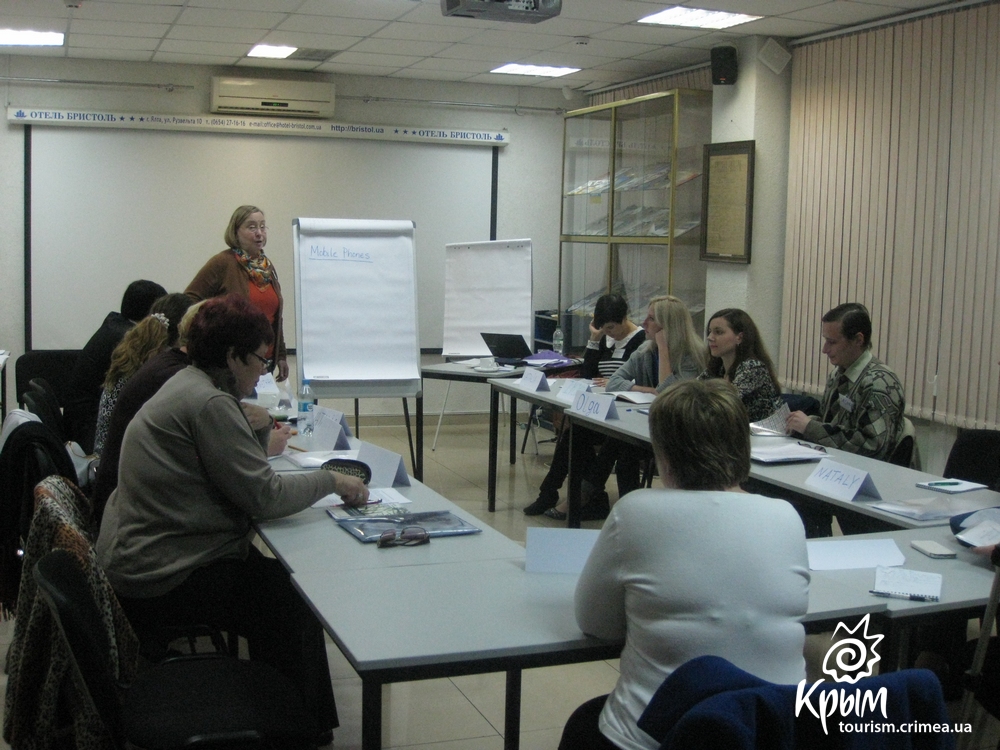 Европейские эксперты высоко оценили уровень подготовки крымских экскурсоводов (фото)